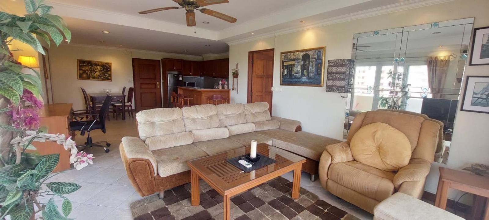 View Talay Residence 6 Wongamat Beach Pattaya Luaran gambar