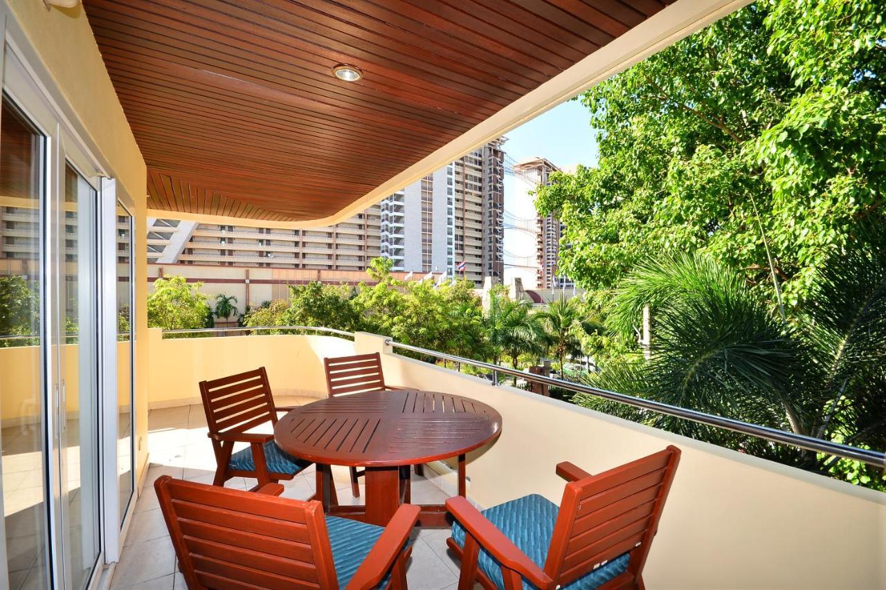 View Talay Residence 6 Wongamat Beach Pattaya Luaran gambar
